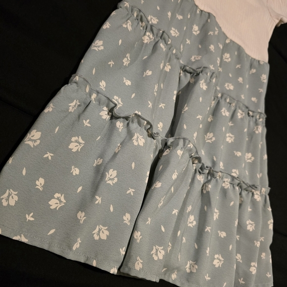 Girl'sā Floral Short Sleeve Dress Sage Green & White Size 6 Small - Picture 3 of 8